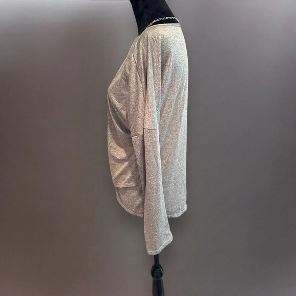 Tail‎ Gray Athletic Victoria Top Frosted Heather Wrap Long Sleeve Athletic Top L - Picture 5 of 9